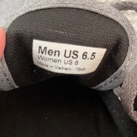 Vans Low Top Grey Lace Up. - Picture 7 of 7